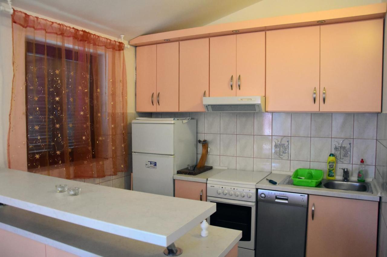 Apartments Zana Vir Kültér fotó