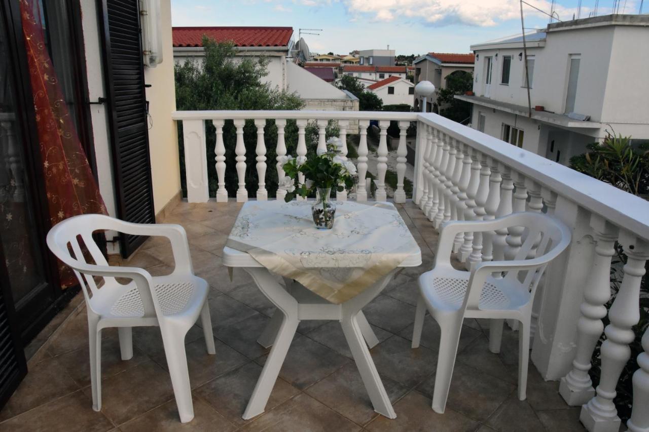 Apartments Zana Vir Kültér fotó